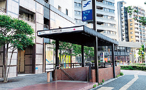 福岡市地下鉄 箱崎線「千代県庁口」駅